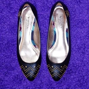 Gold Studded Black Flats Size 7.5M